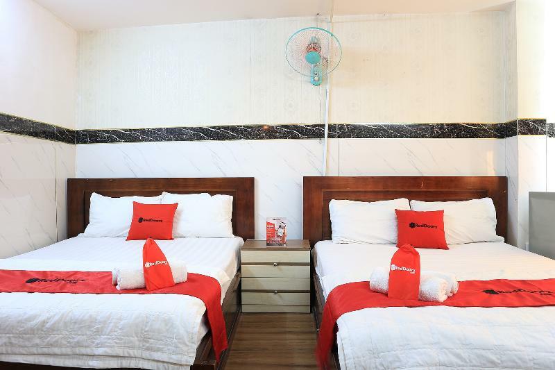 Reddoorz @ Cong Hoa Street TP. Hồ Chí Minh
